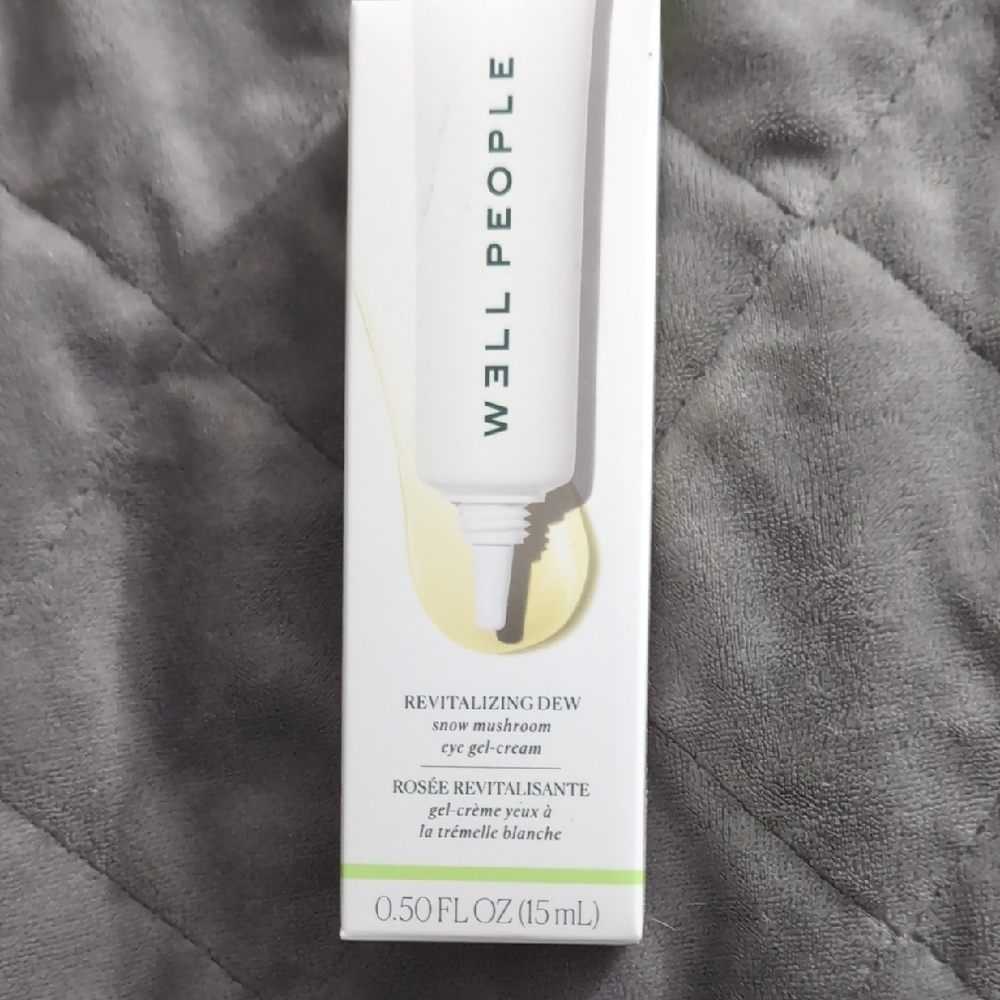 Well People Revitalizing Dew Gel-Cream